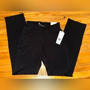 All in Motion Black high rise pant Smooth Full-Length Design